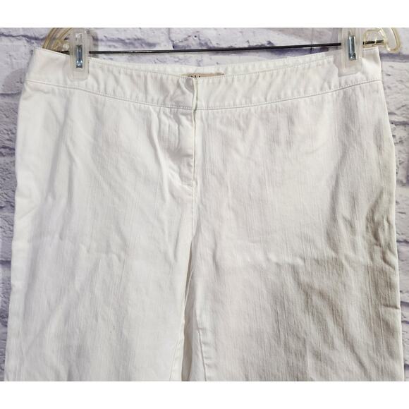 CAbi White Flat Front Ankle Length Jeans 8 Lightweight Soft Pockets Stretch - Picture 2 of 7